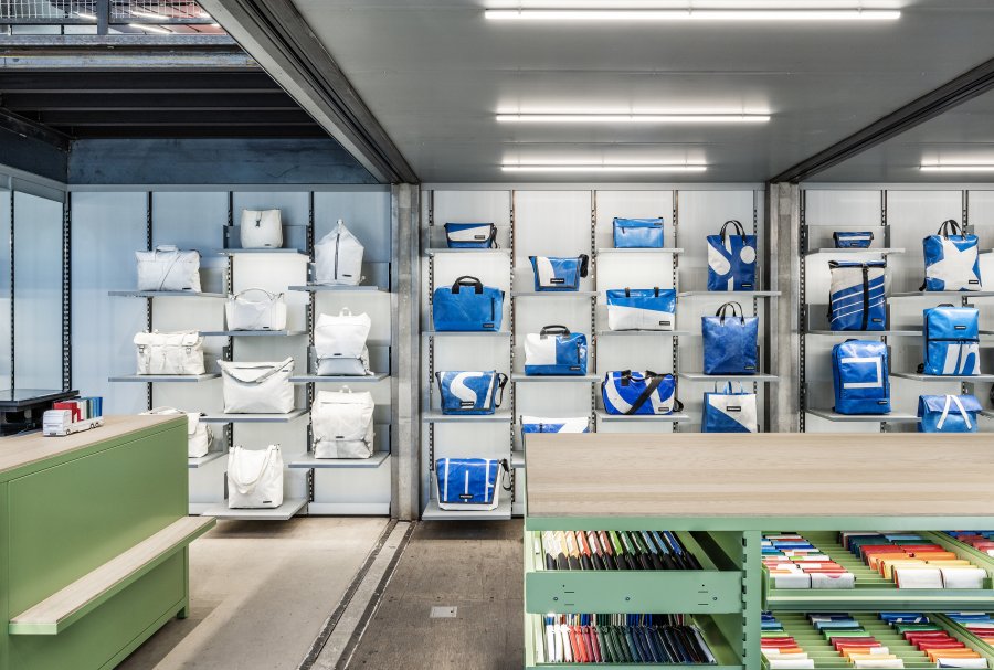 FREITAG_Store-Zuerich_Groundfloor2_RolandTaennler_RGB_HighRes