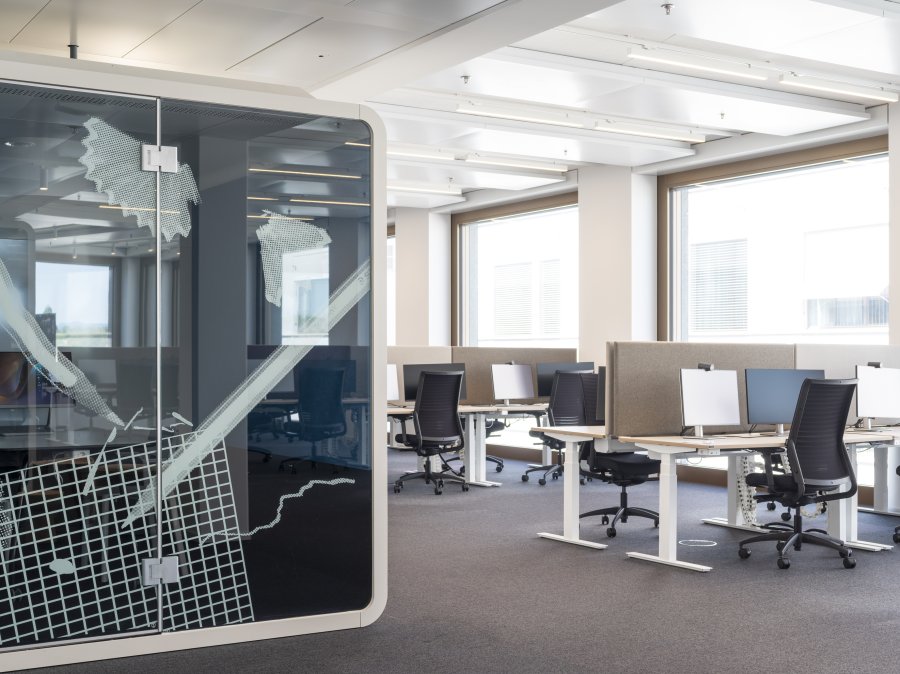 cbre_250502_Triumph_230